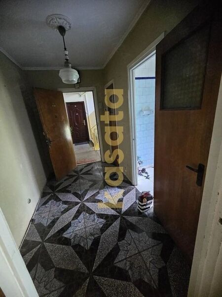 Trapezului  Metrou1 Decembrie Apartament 3 camere 64mp